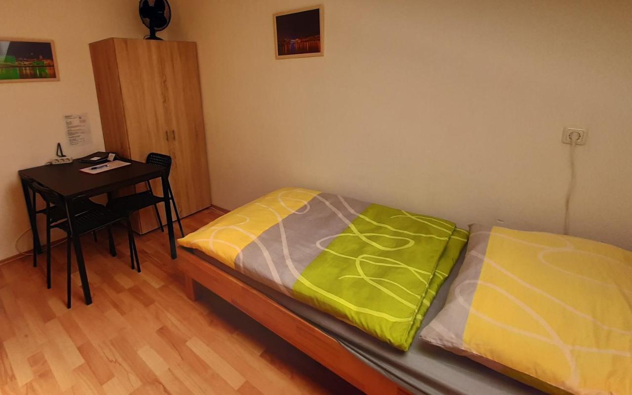 Apartments City Stadion Лінц Екстер'єр фото